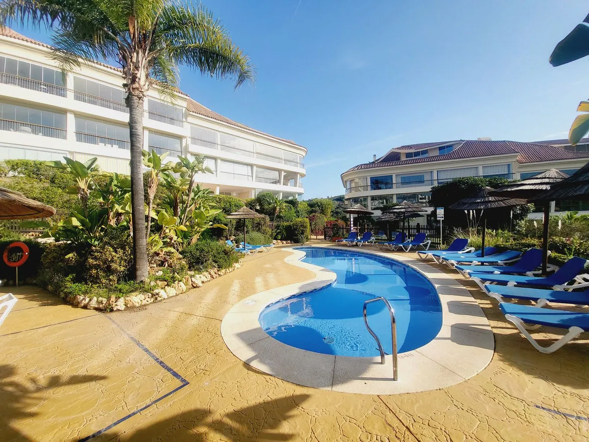 7b2c7da6-49b8-4493-a441-3adea0588937