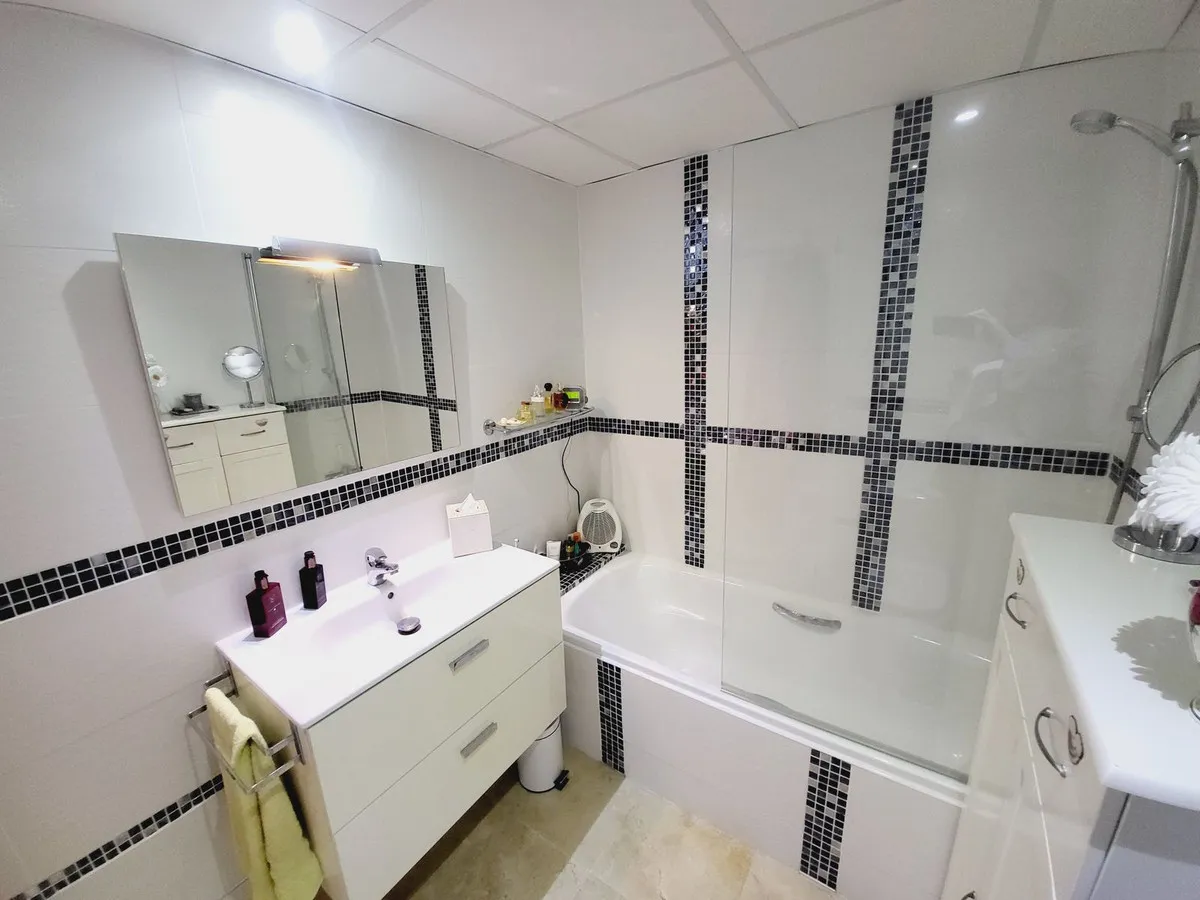 9b755ef6-6231-485d-bea0-f8a66fe0a3b7