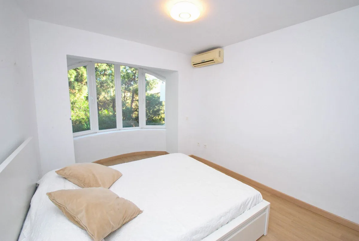 5ece381d-1571-479a-87b3-d458358192c3