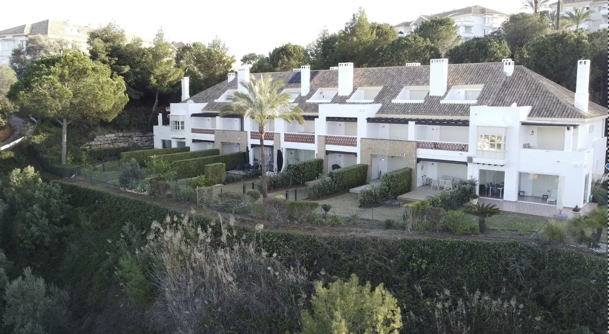 032966fa-3882-4807-bdbf-1ed6b3a350a5