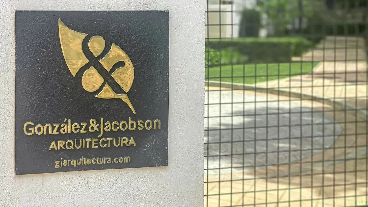 10ede398-dcb1-4890-b6be-ad961588a48c