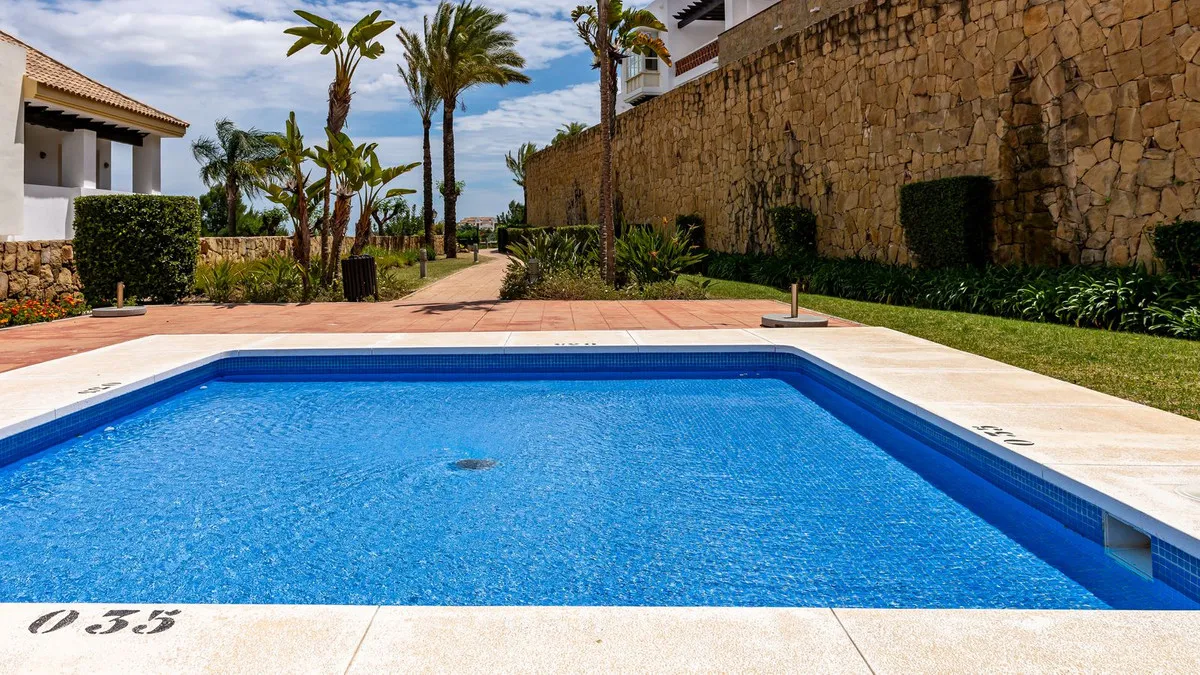 54795661-c6ef-4b80-9cbd-a4de5c34964b