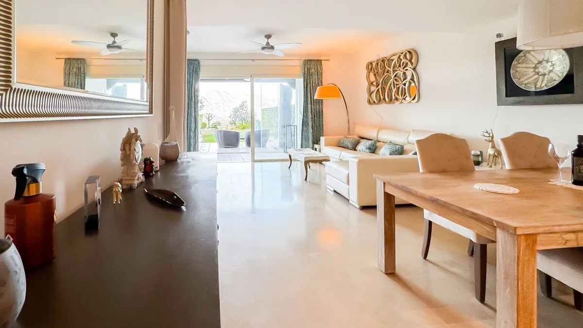 885c6554-9e35-4467-8791-fdc5995fd2e0