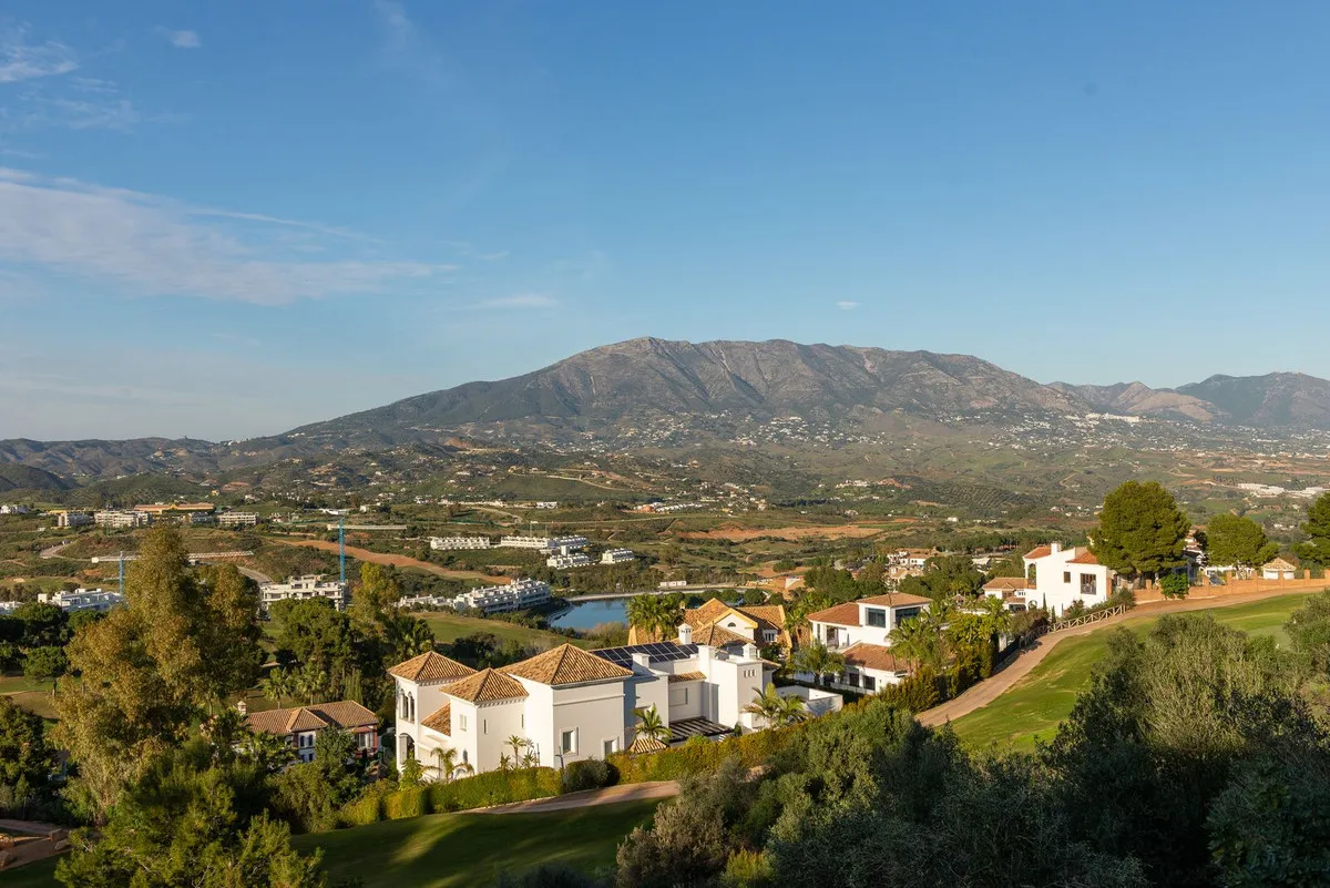 c9bfa61d-1699-448f-a414-8bd093f09640