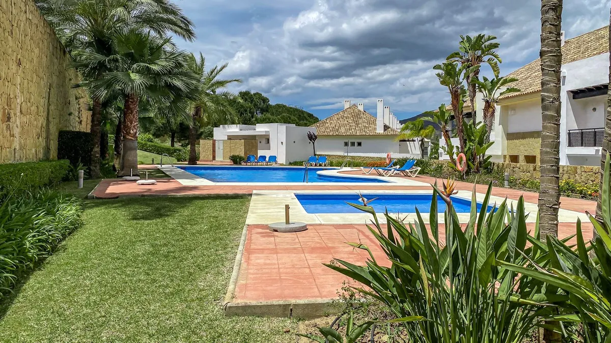 fec045bb-9dc2-41b5-b916-c47616b20a48