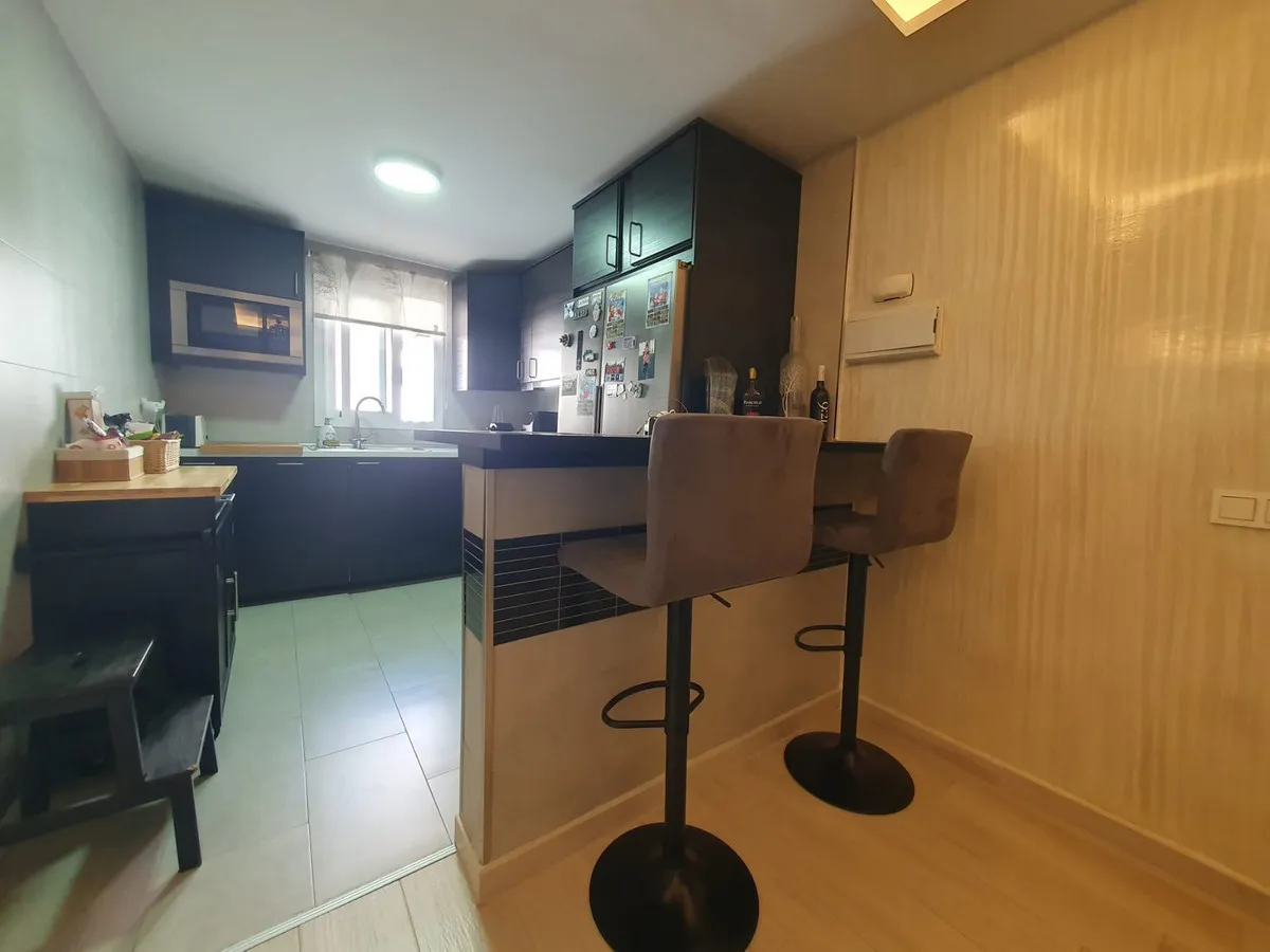 a8ded2eb-0795-4aae-87c5-2a9efb5991cc