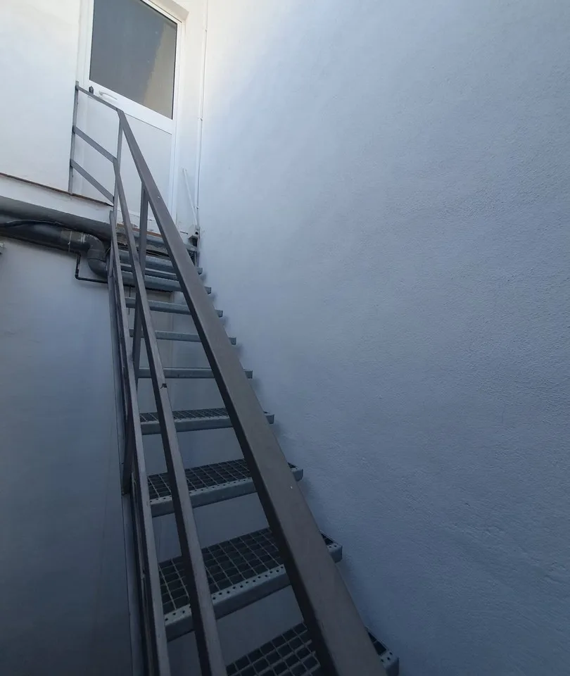 e2d219b0-f852-49eb-89cb-7b8416a65884