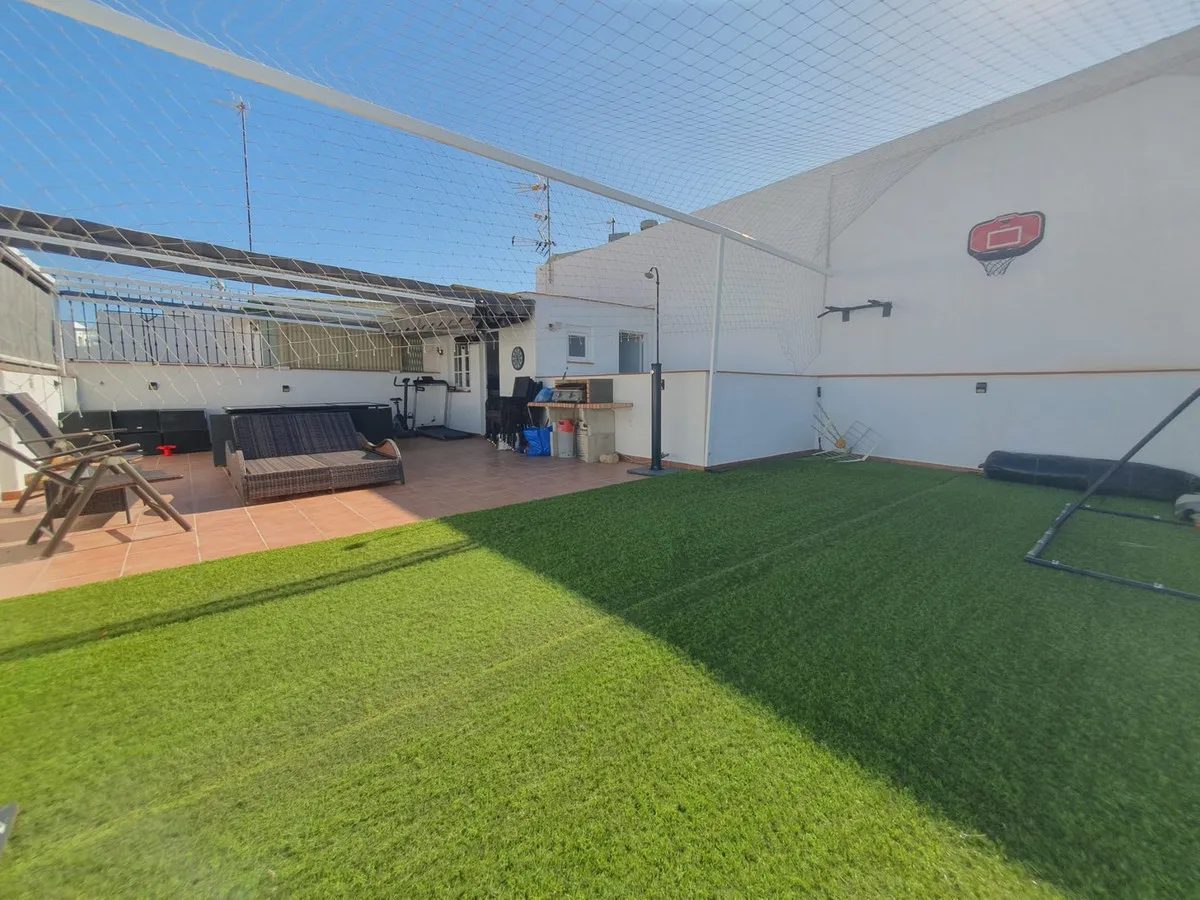 e5581fb0-0f0d-4130-b5b0-76252230e2f0