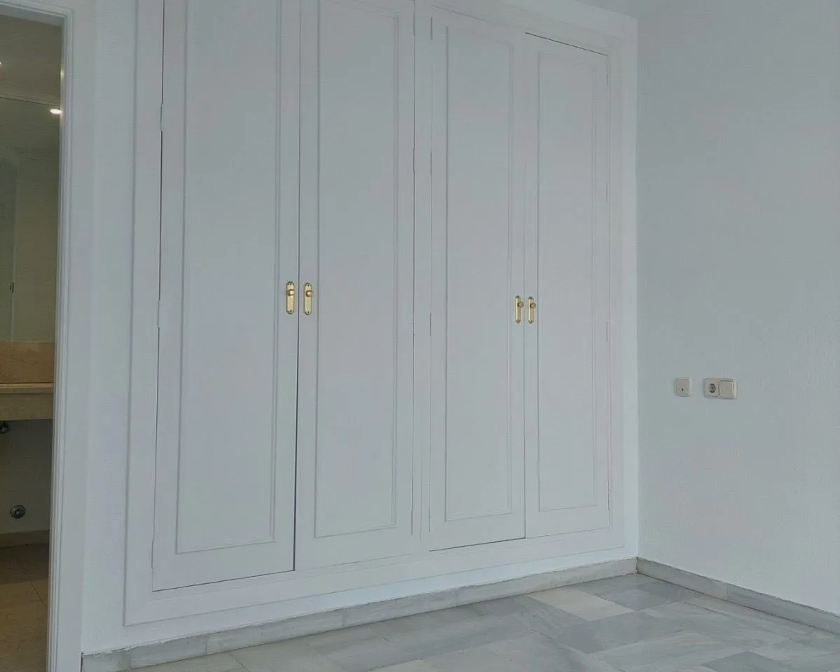 c70e29a4-ef23-403f-8216-437770a009ff