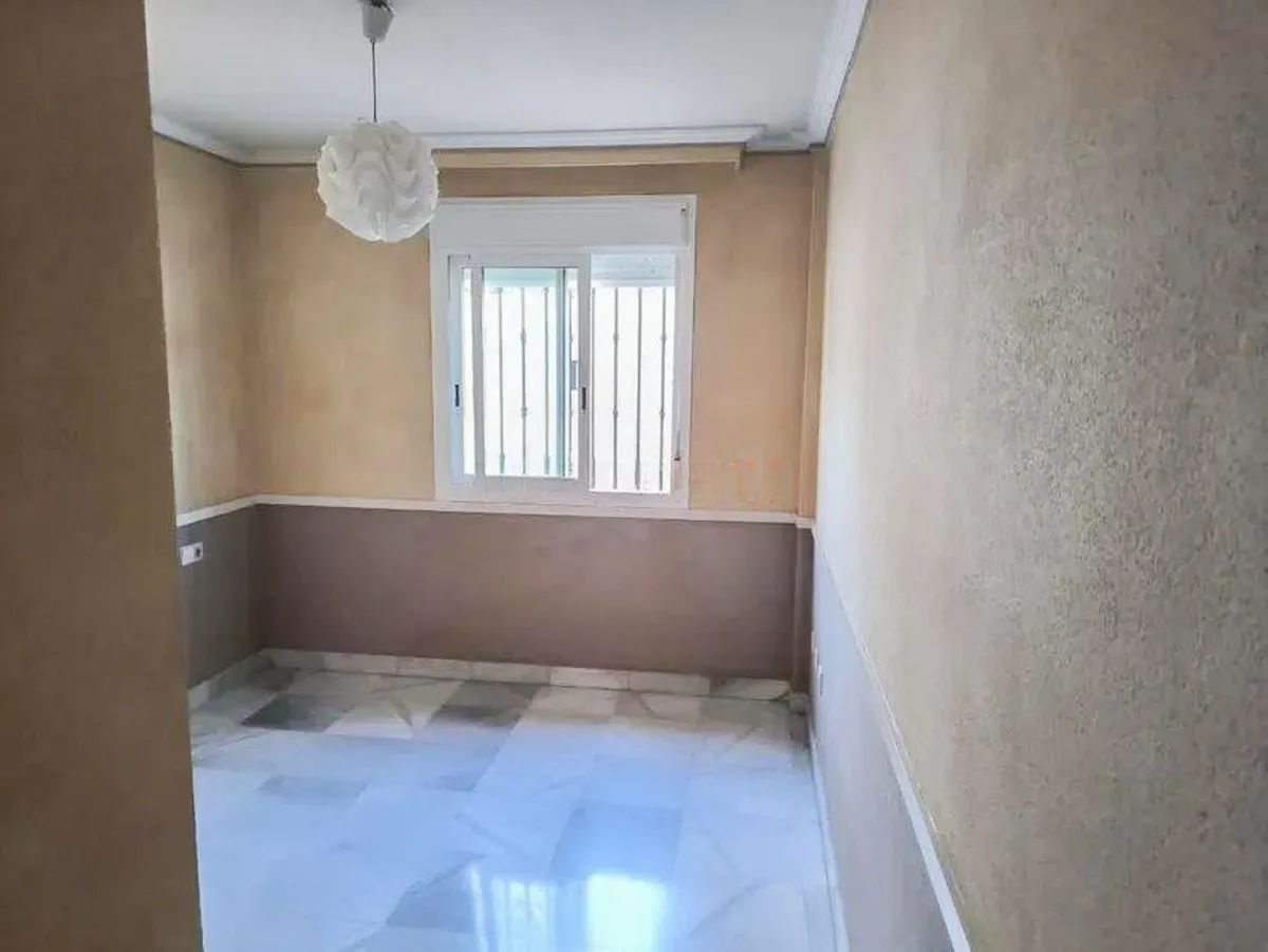 b13103c1-01fa-4521-9837-11382f178da5