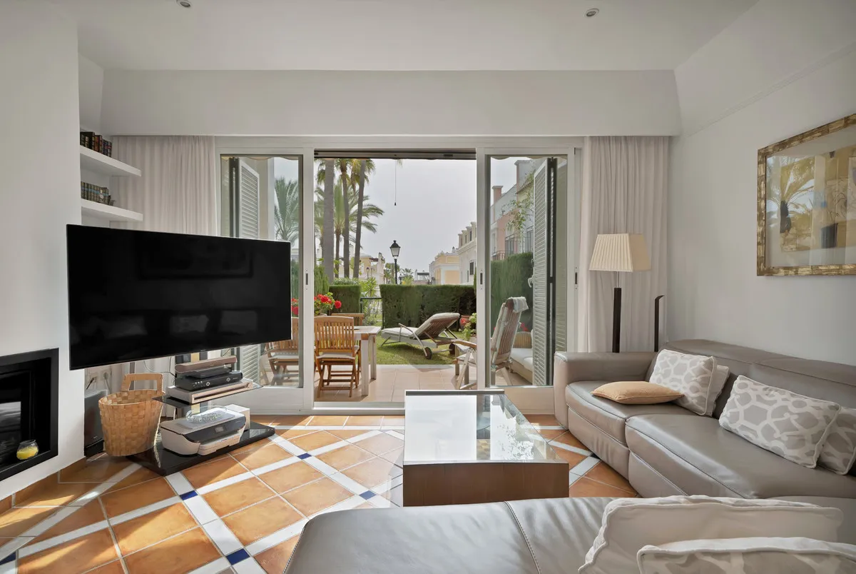 79fa7d36-5a47-44f6-958a-62c2f354ddad