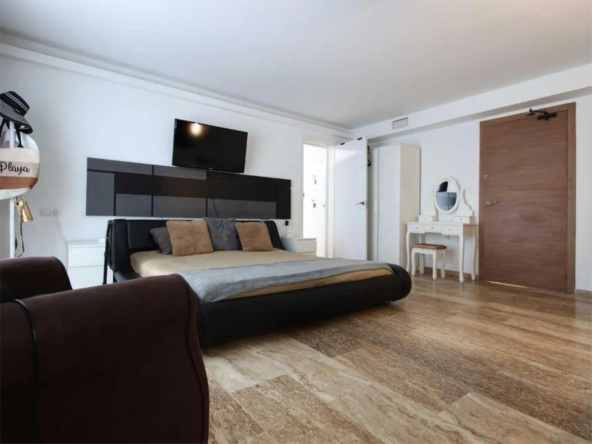 f699c607-acde-4974-844c-8e49c390d6fa