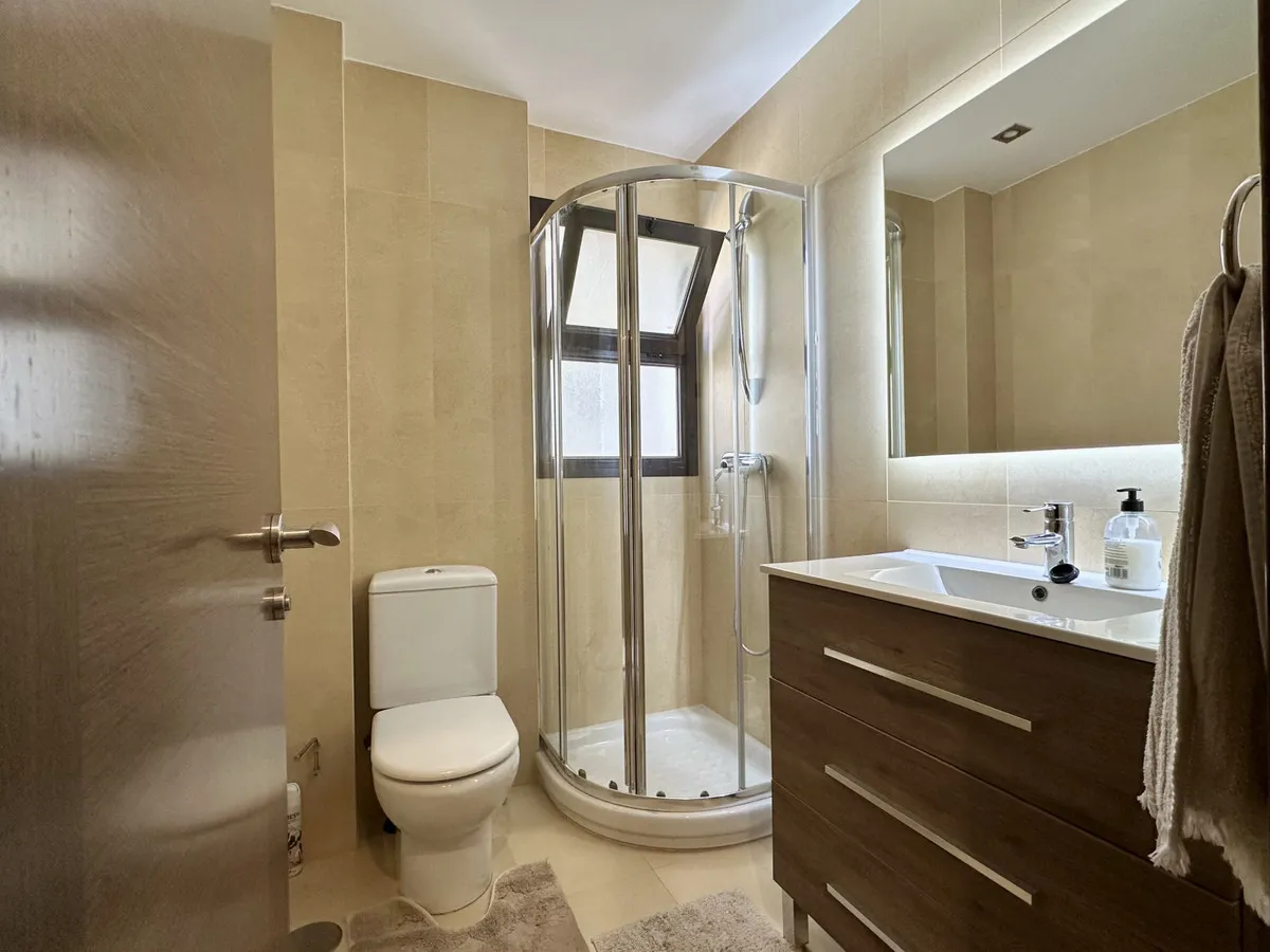 7d82f2c1-2dc4-4950-bb5d-67e307178187