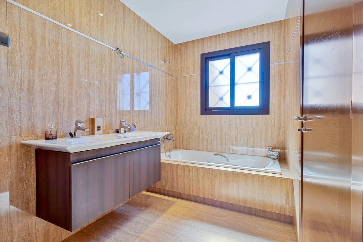 85875201-d5ad-48b9-81e6-9029d0b72f0f