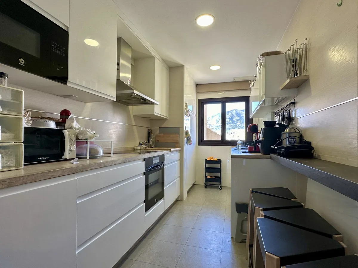 974bad3f-966d-435c-aa34-d613c47061a9