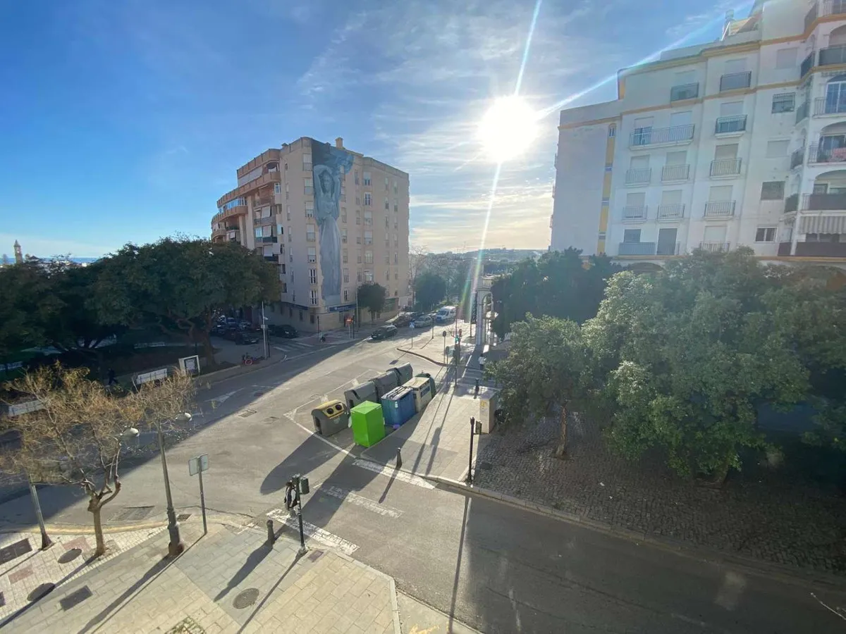 eb7d75b3-bfc2-4680-b699-b43c2f521e31