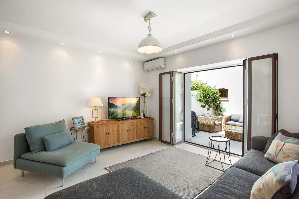 bf5d3765-7201-48fe-ba91-4e151d8490e6