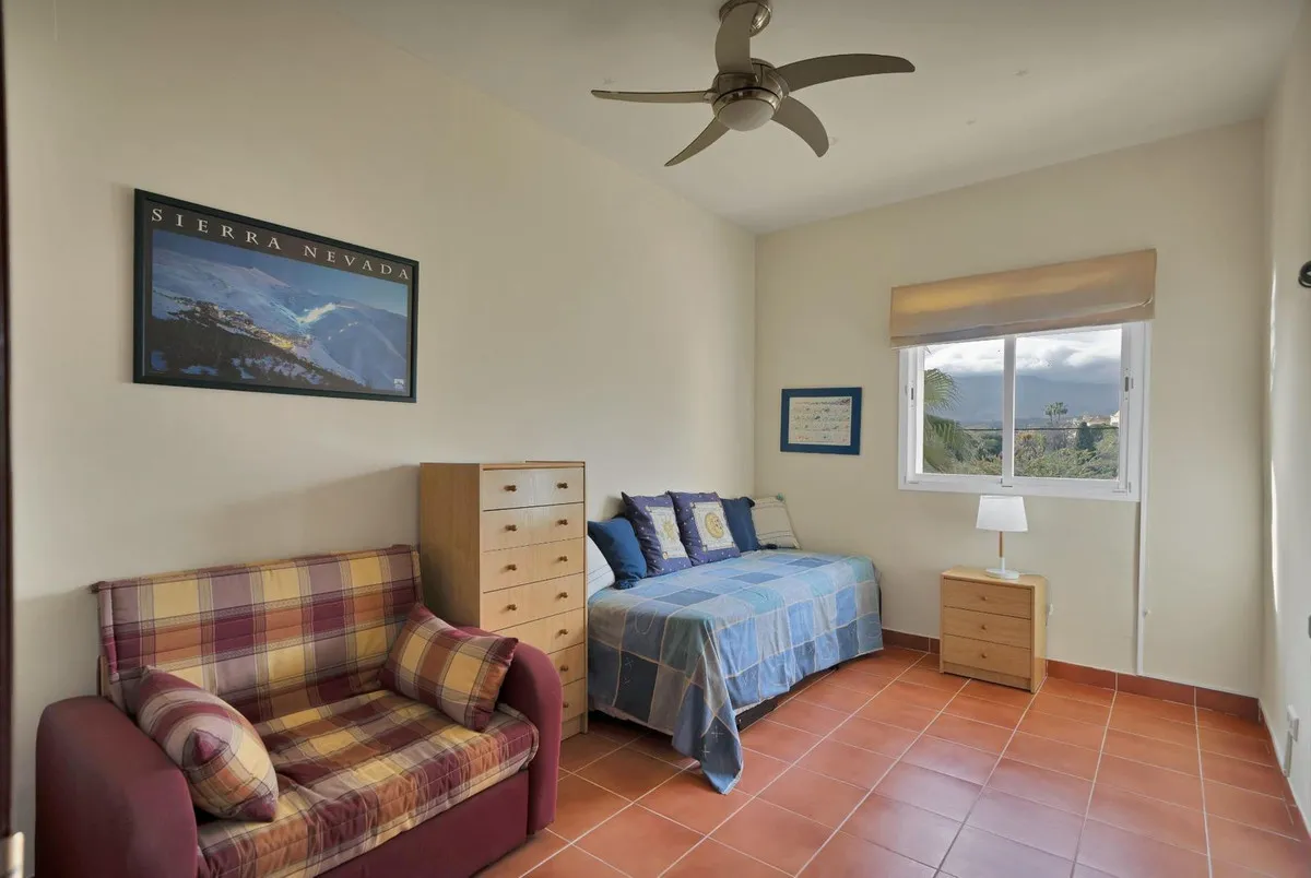 879f79d7-0e7c-4f85-a80c-57f4d78347da