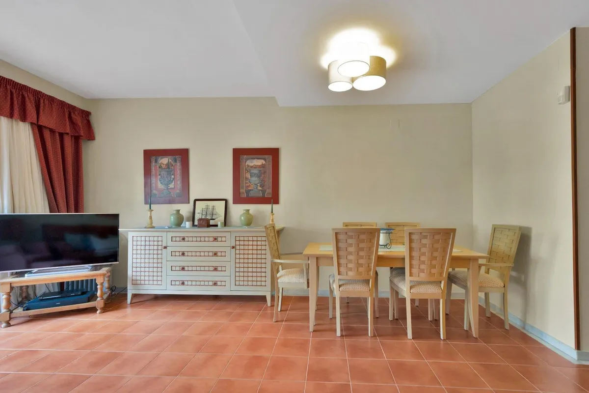 cc0724d1-ffed-42db-8e5a-f26f86e3f9e4