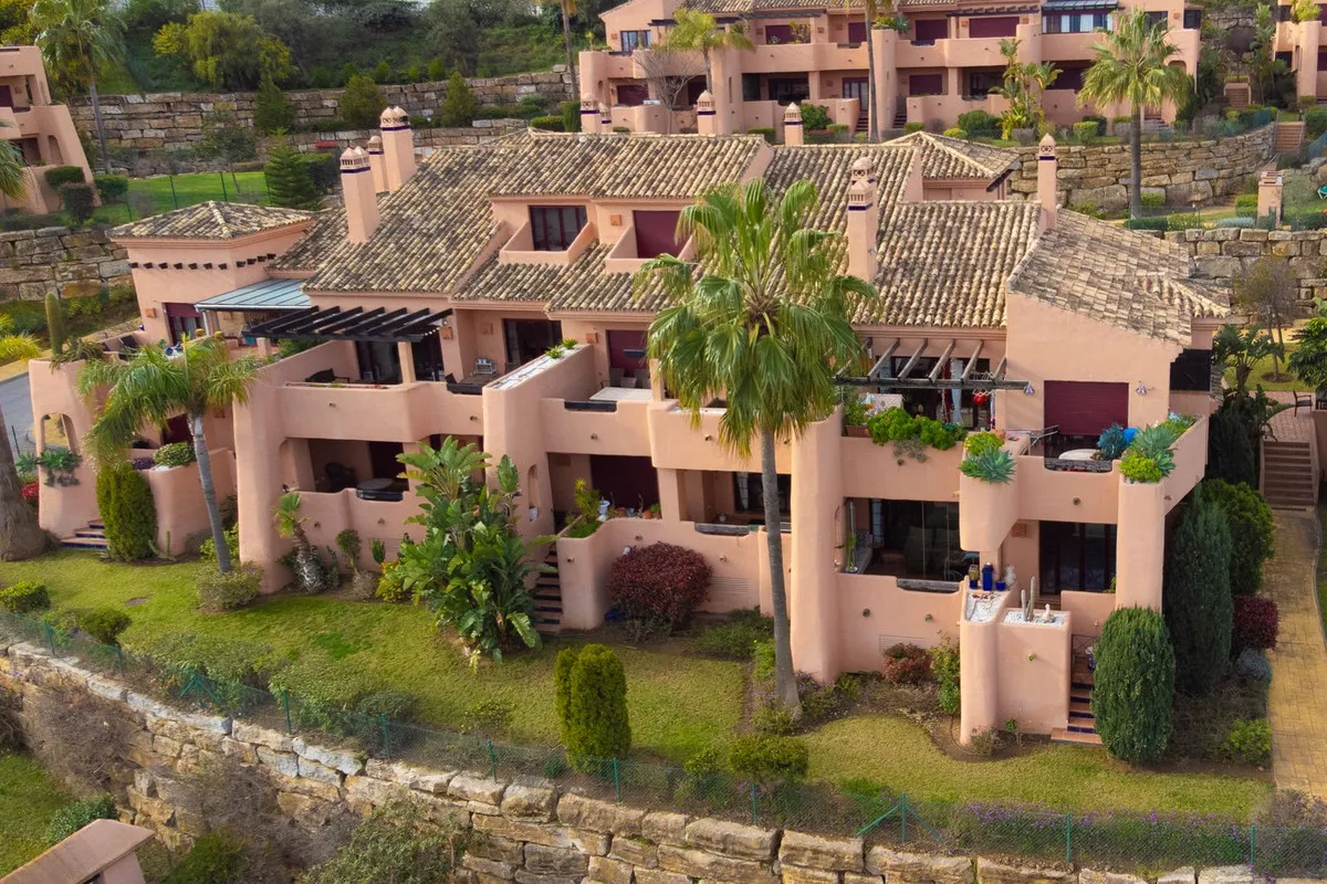 6ca896fe-58b5-435b-bee3-ecb08bf433b3