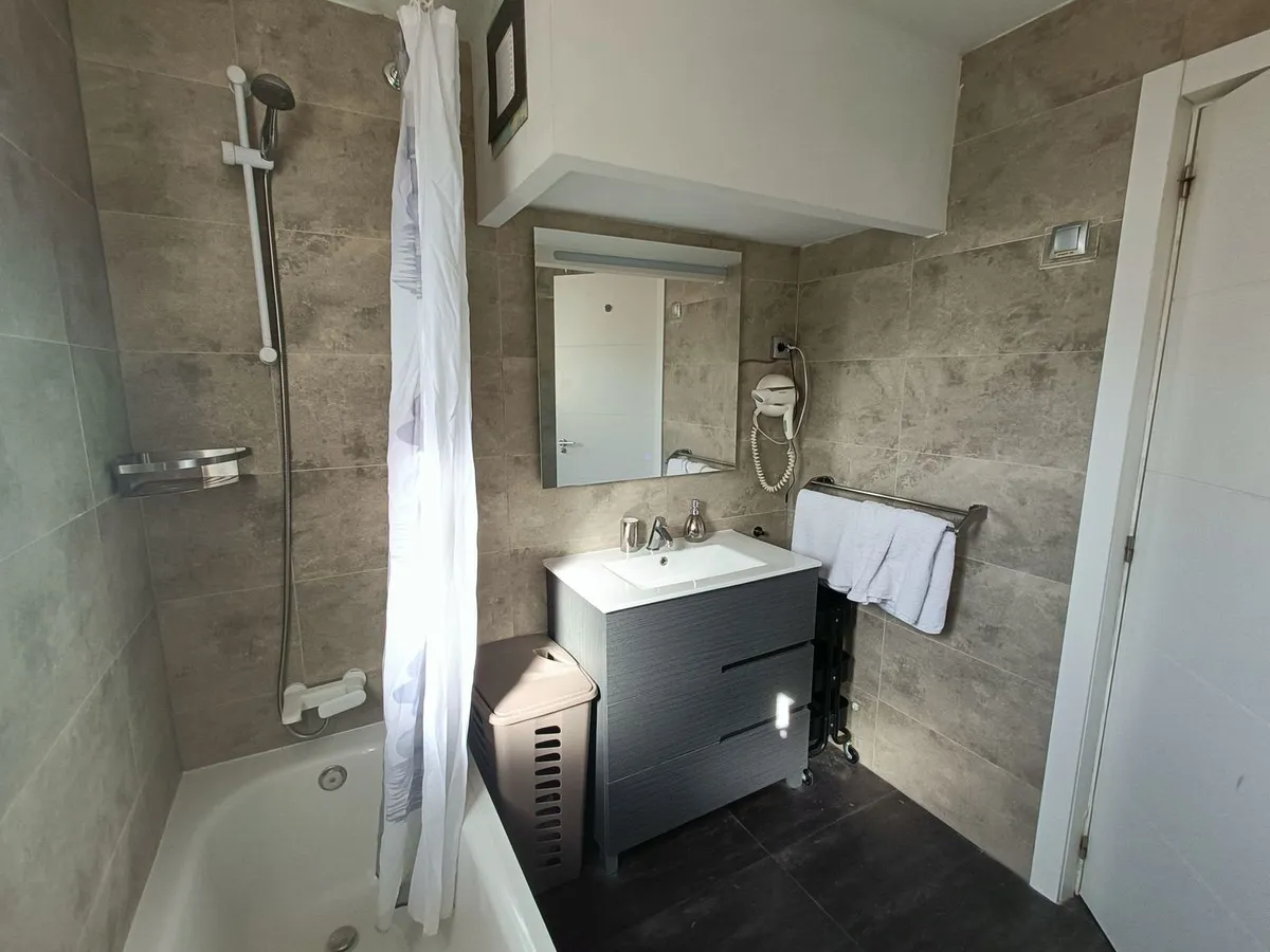 2a0f83e6-93ff-43c7-be68-8c4d9949577f