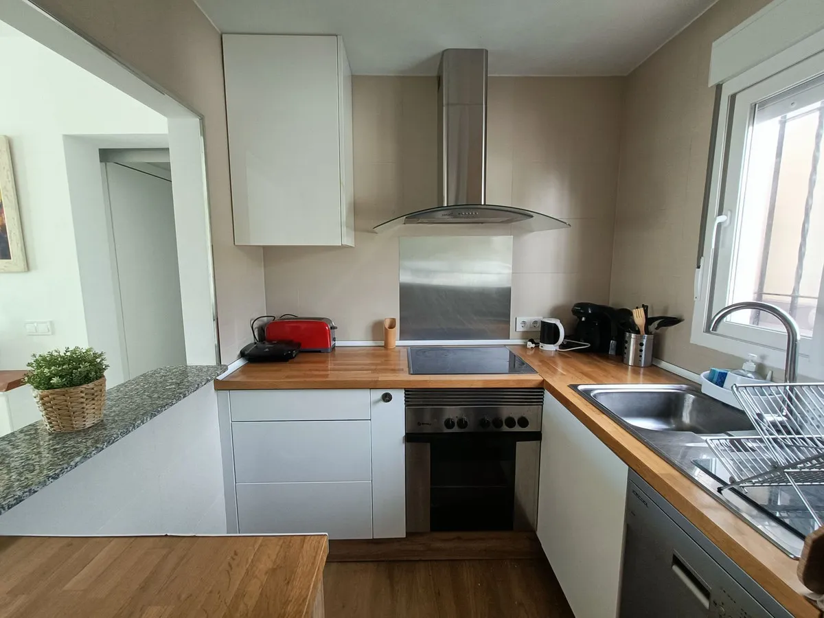 f1209333-f77e-459a-9144-ca4e043410b9