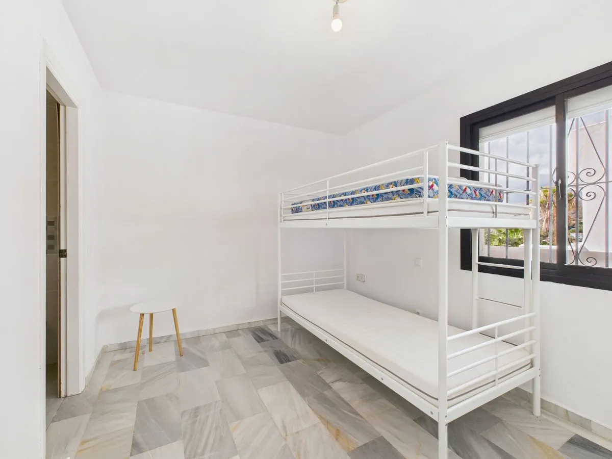 ad9ceb31-0b54-440b-a8e2-6cca43475964