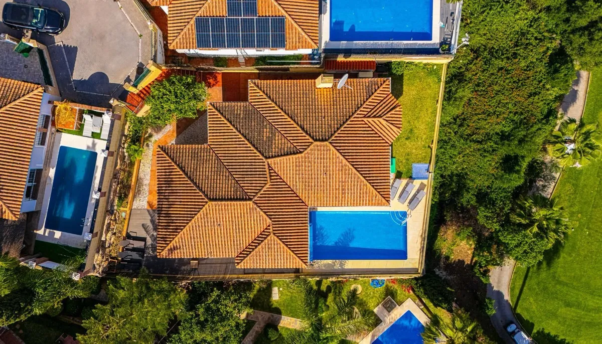 344d4225-8df0-4d76-858a-18520473b44f