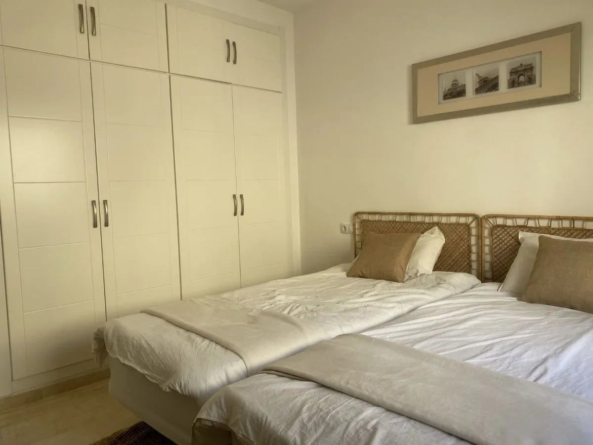 4e2a77b5-cd59-4be1-95cb-8de4bf607d01