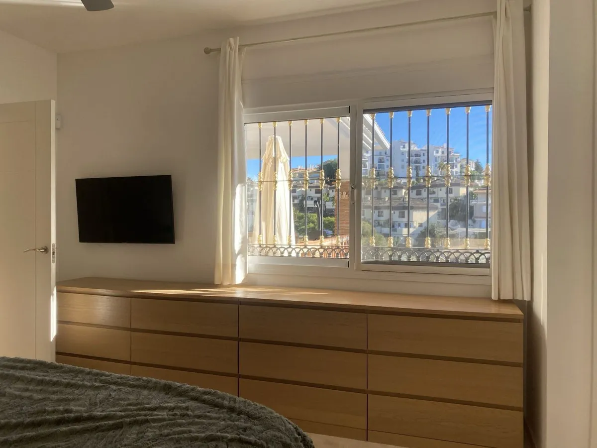 c51ff64d-ec91-47f3-9d5b-62812db4c5b7