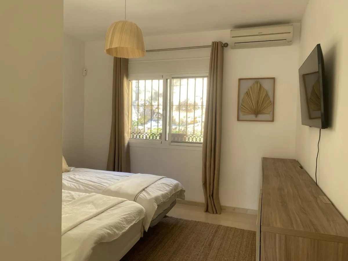 c8e7b56e-faab-4e7f-a19c-19bf41ee9300