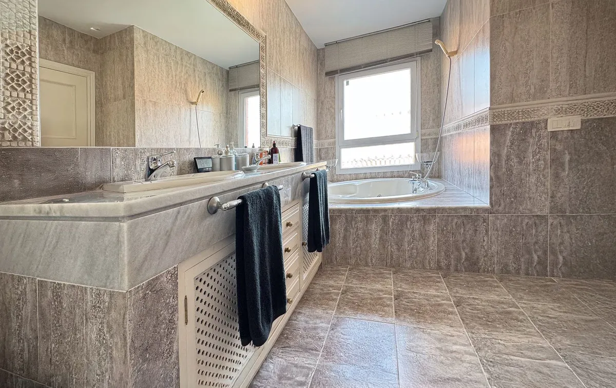 76444aac-2830-47f7-939f-9a765c4278b8