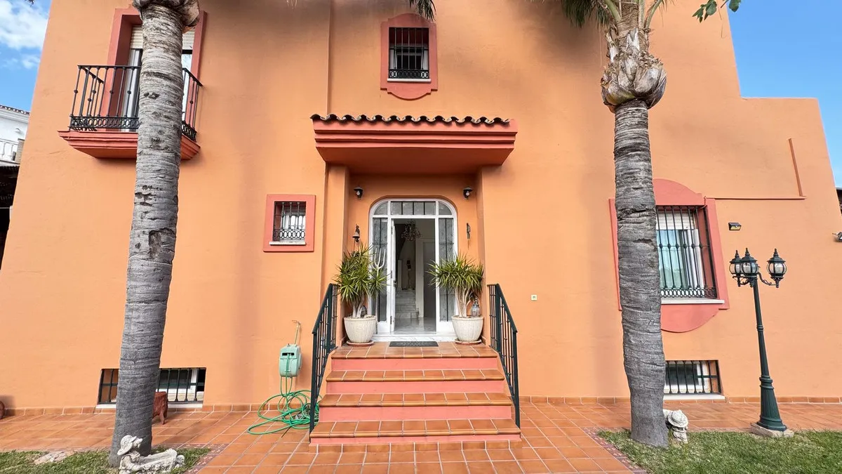 bd6b5547-566c-4bef-904c-7cf6250f2346