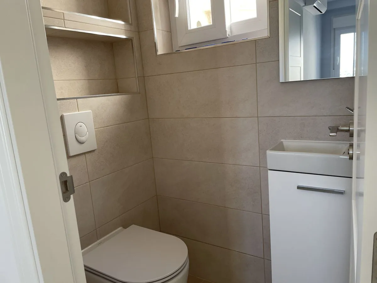 1bb98f81-4e27-4ac5-961f-e109e05bda3e