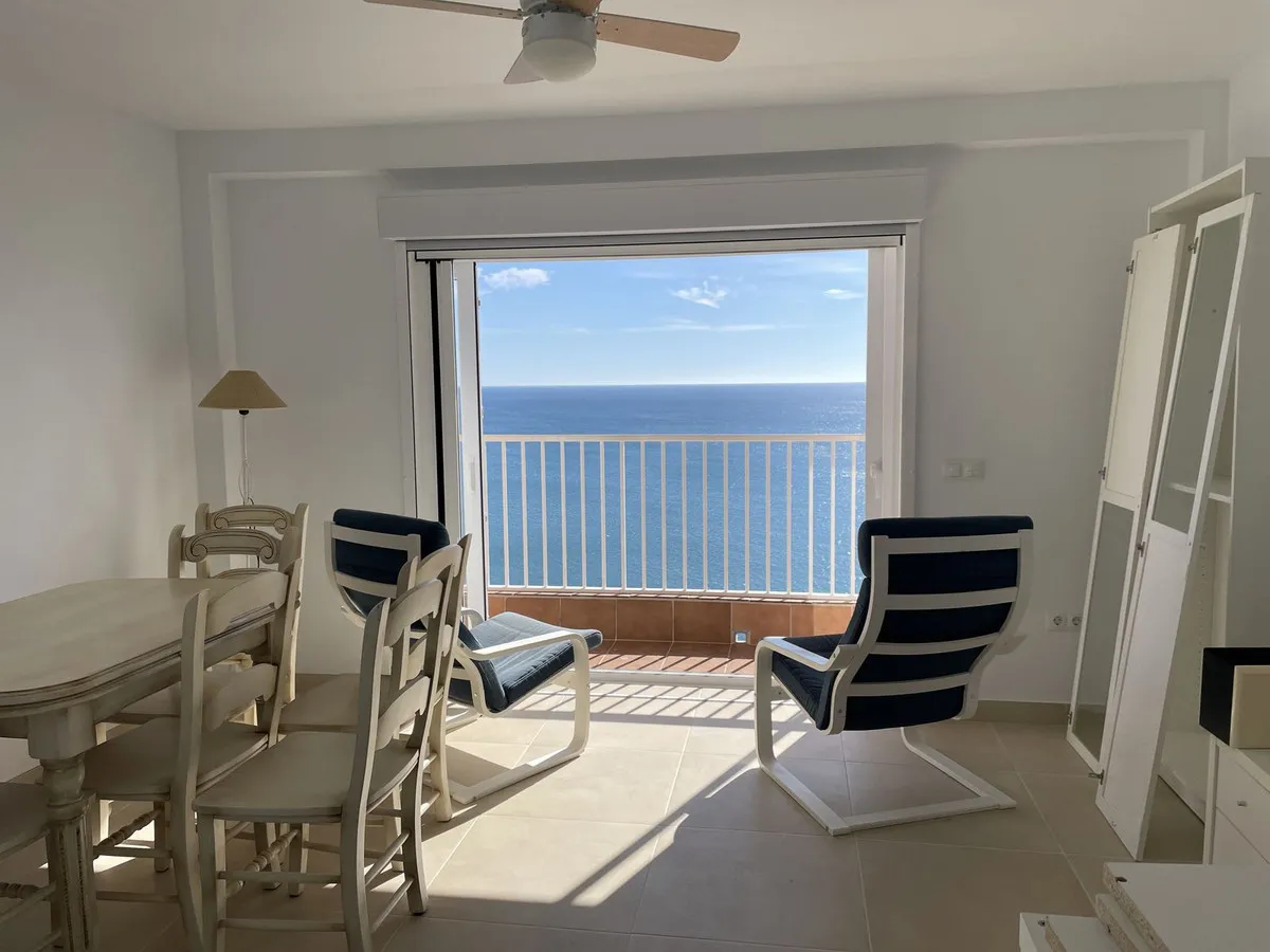 d7a4db13-2740-4ca7-8df4-8998a1764fb0