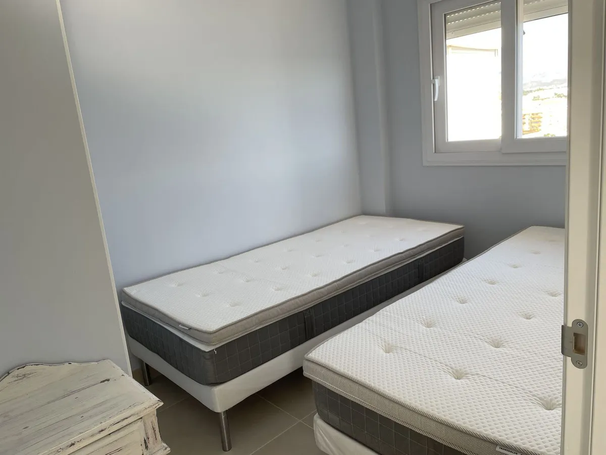 fffb97ca-b2e3-48be-8a8f-63d54d169cd6