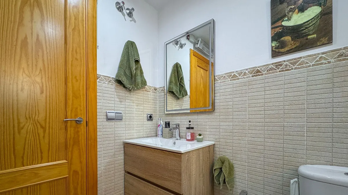 41514544-9a78-4cbe-bb49-f4c20008fd99