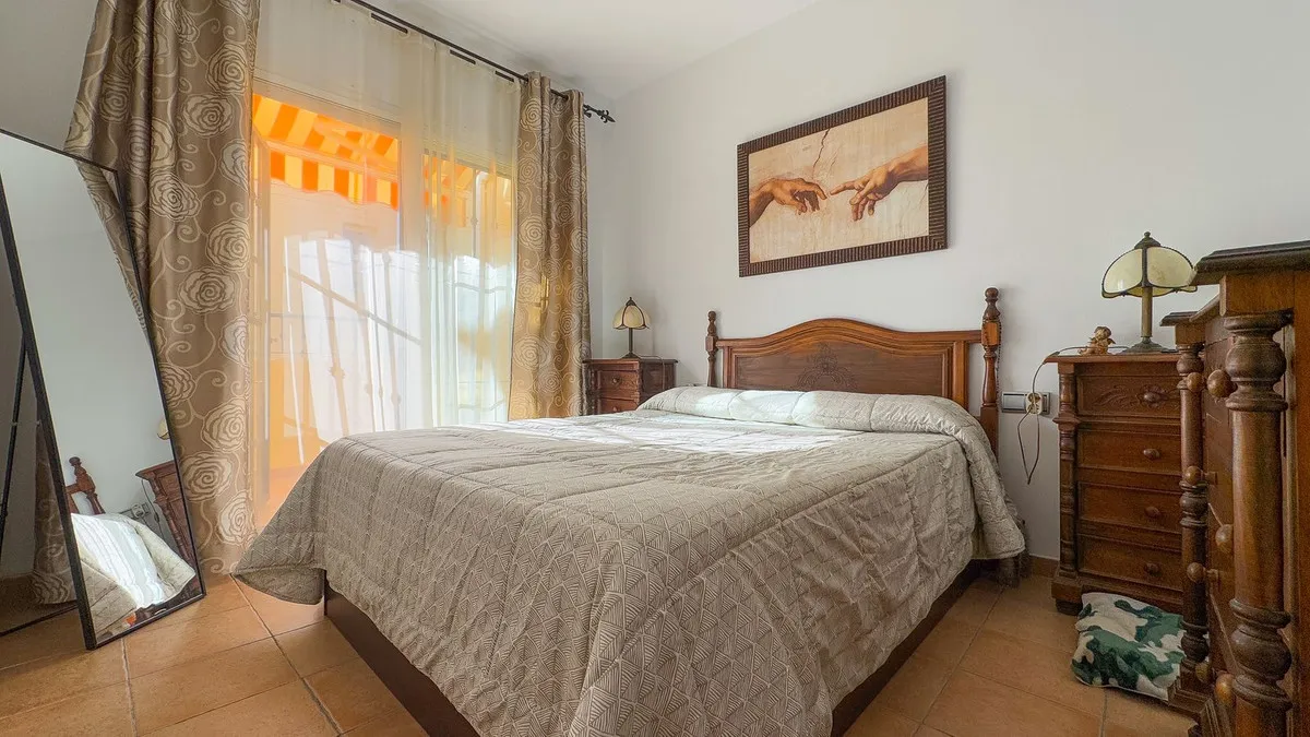 70a66d7f-6379-46d7-903f-a509db135d22