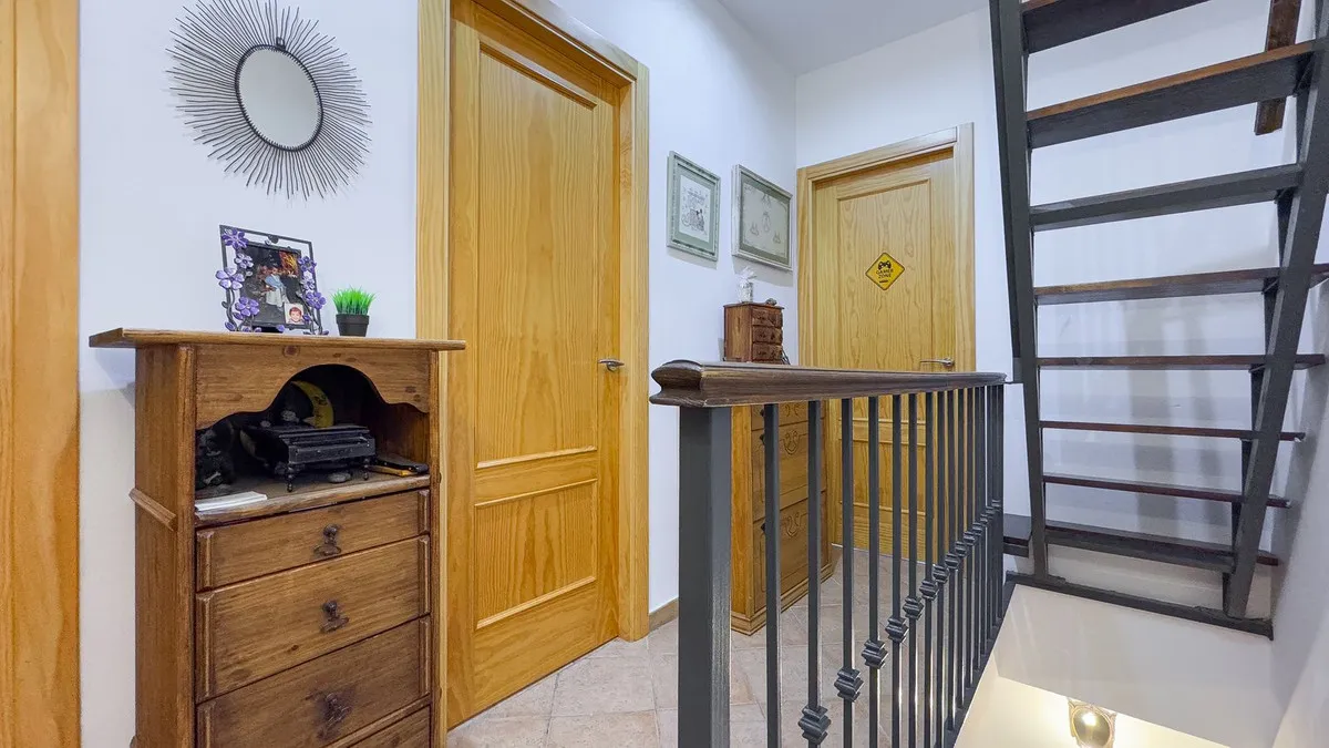 f9be8882-d80d-4da2-a895-00ce42470e40