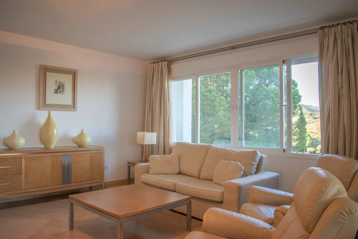 26429c4b-fe47-4aa5-961b-b5f935f5a5cc