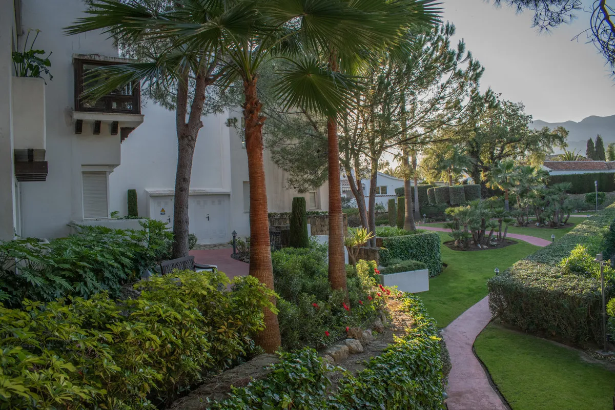 ec24700f-fa6b-4168-a20e-db550c1da064