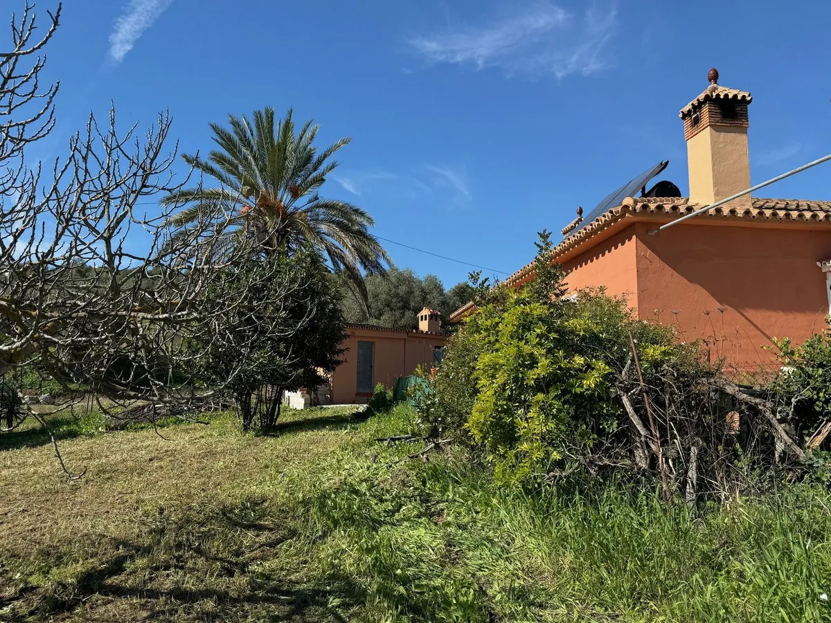 92347771-50f0-41c8-8dd6-7214b6d3486a