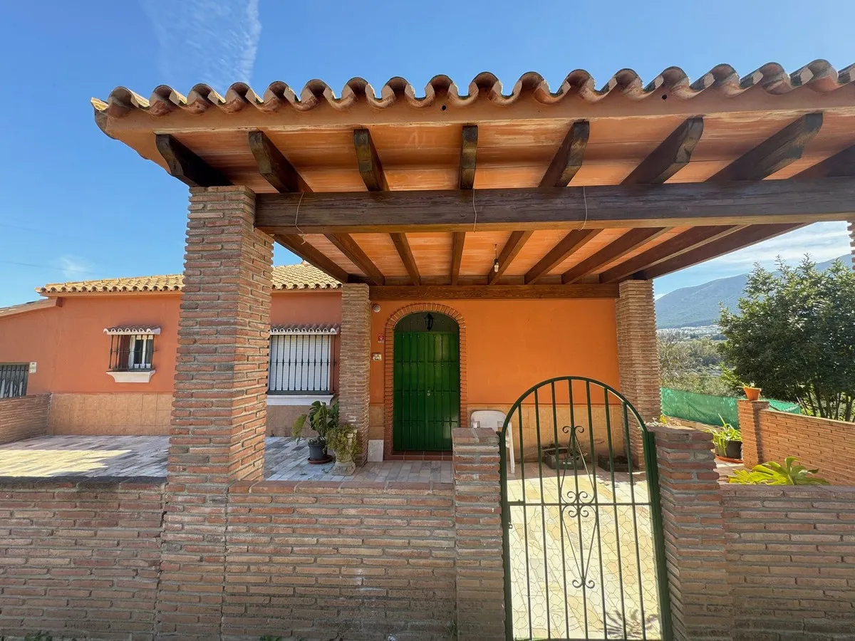 9fd74536-1c72-4fa3-a0a1-1f995e6e9399