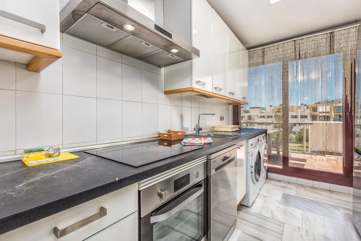 6b8aa8cf-b097-4951-9d55-b0d10c1cb26f