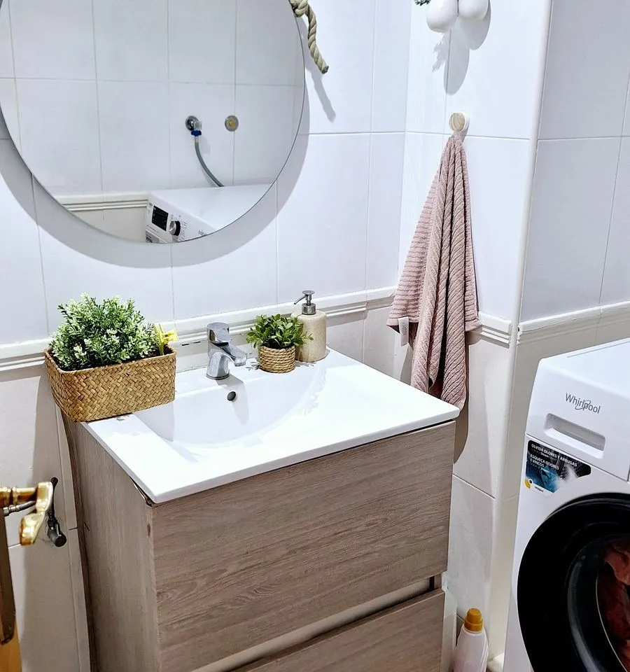 884ef93f-75f2-4c91-a0be-3b4cbeb4a421