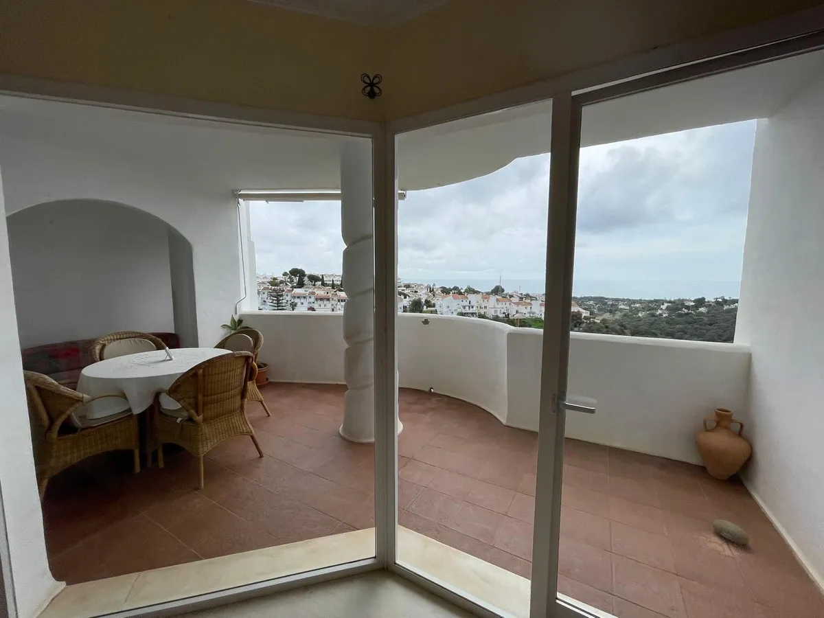 b61ea790-013a-4c2c-85ce-197b69691733