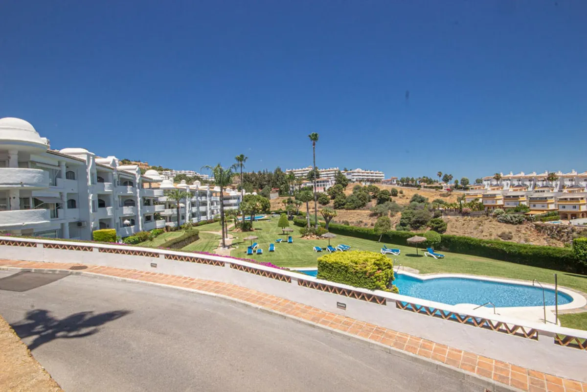 e380da09-90e2-4542-8996-e85f9b18e8f1