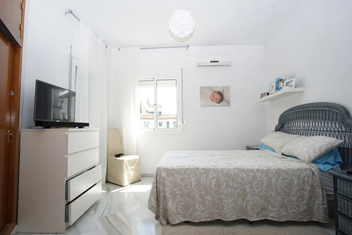 5739cbe5-a06f-43ff-bff2-6da55312391d