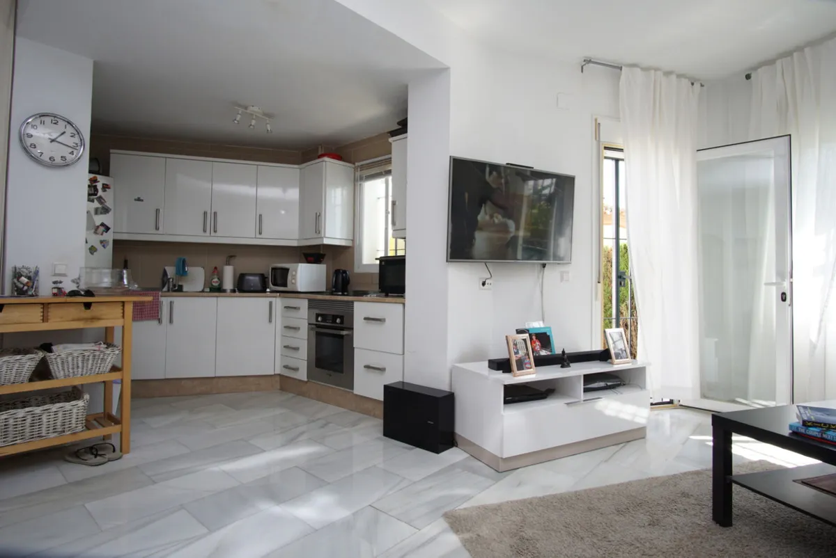 639d0cc4-fa0a-40f8-88d7-facca64ee40b