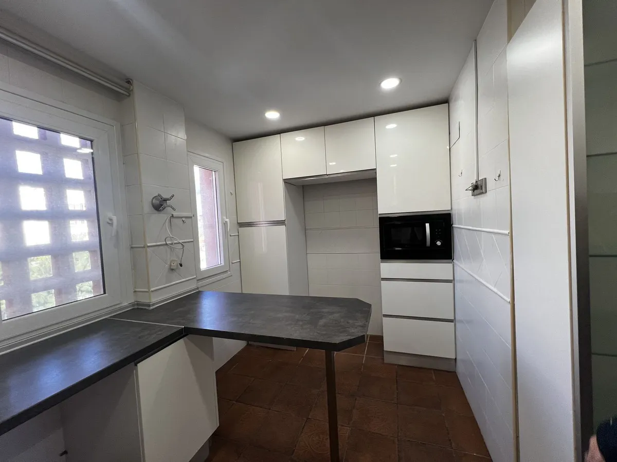 4df037d1-afd8-4af2-a6b4-8baced9f2d11